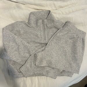 Hollister gilly hicks women’s quarter zip longsleeve and shorts set